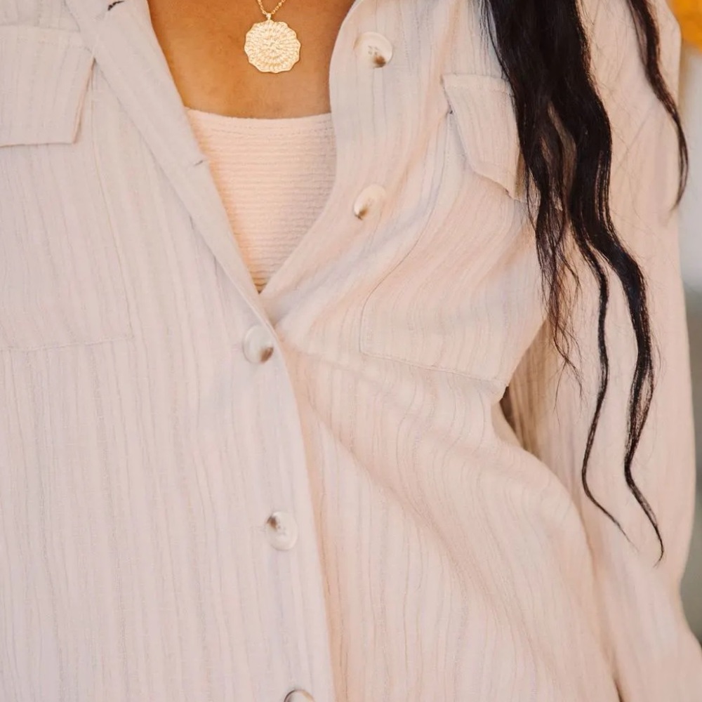 Textured Button Down Shirt - Picture 4 of 11